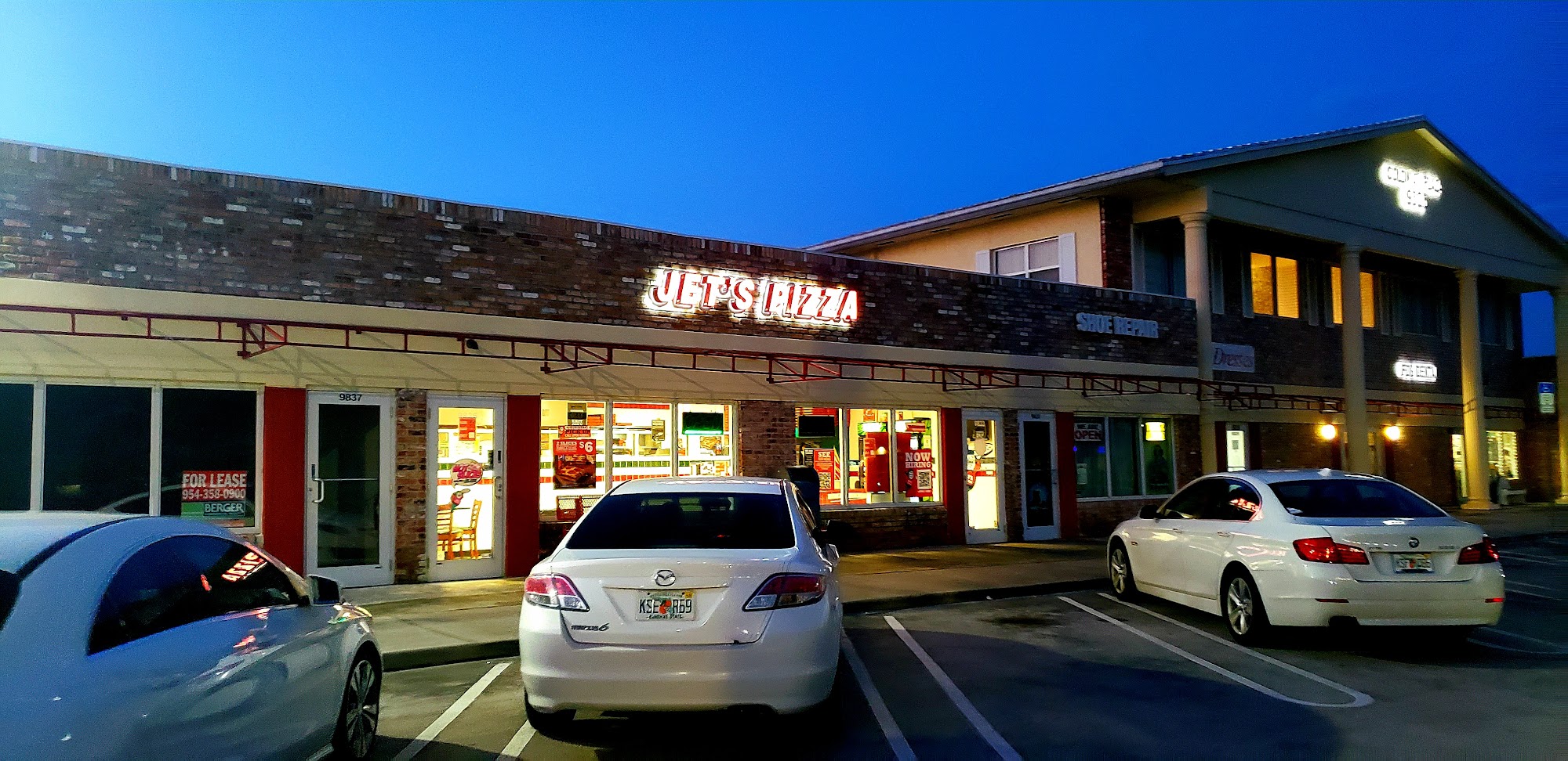 Jet's Pizza