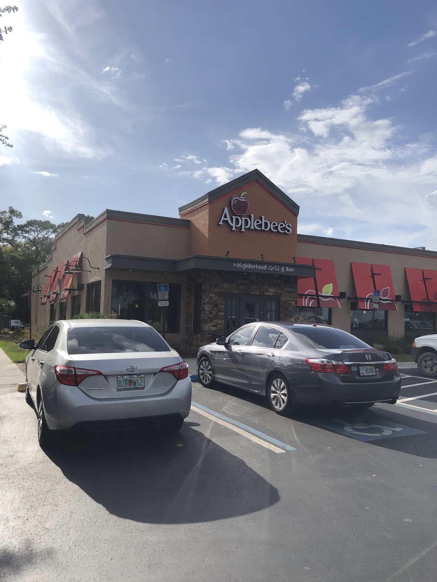 Applebee's Grill + Bar