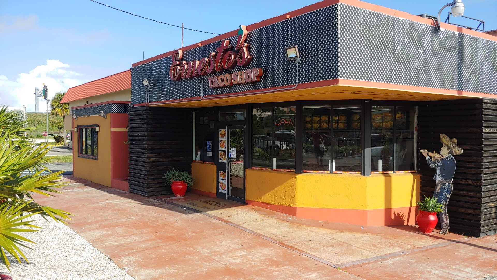Ernesto's Taco Shop