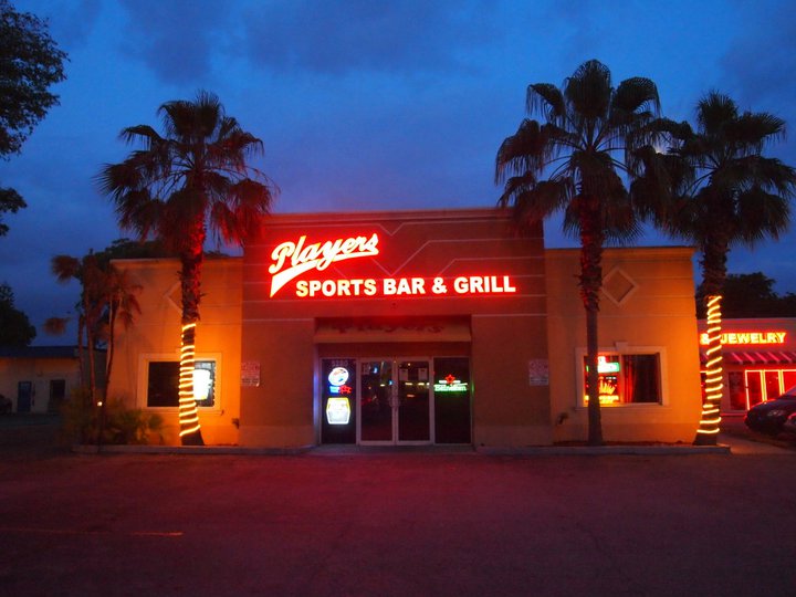 Players Sports Bar & Grill