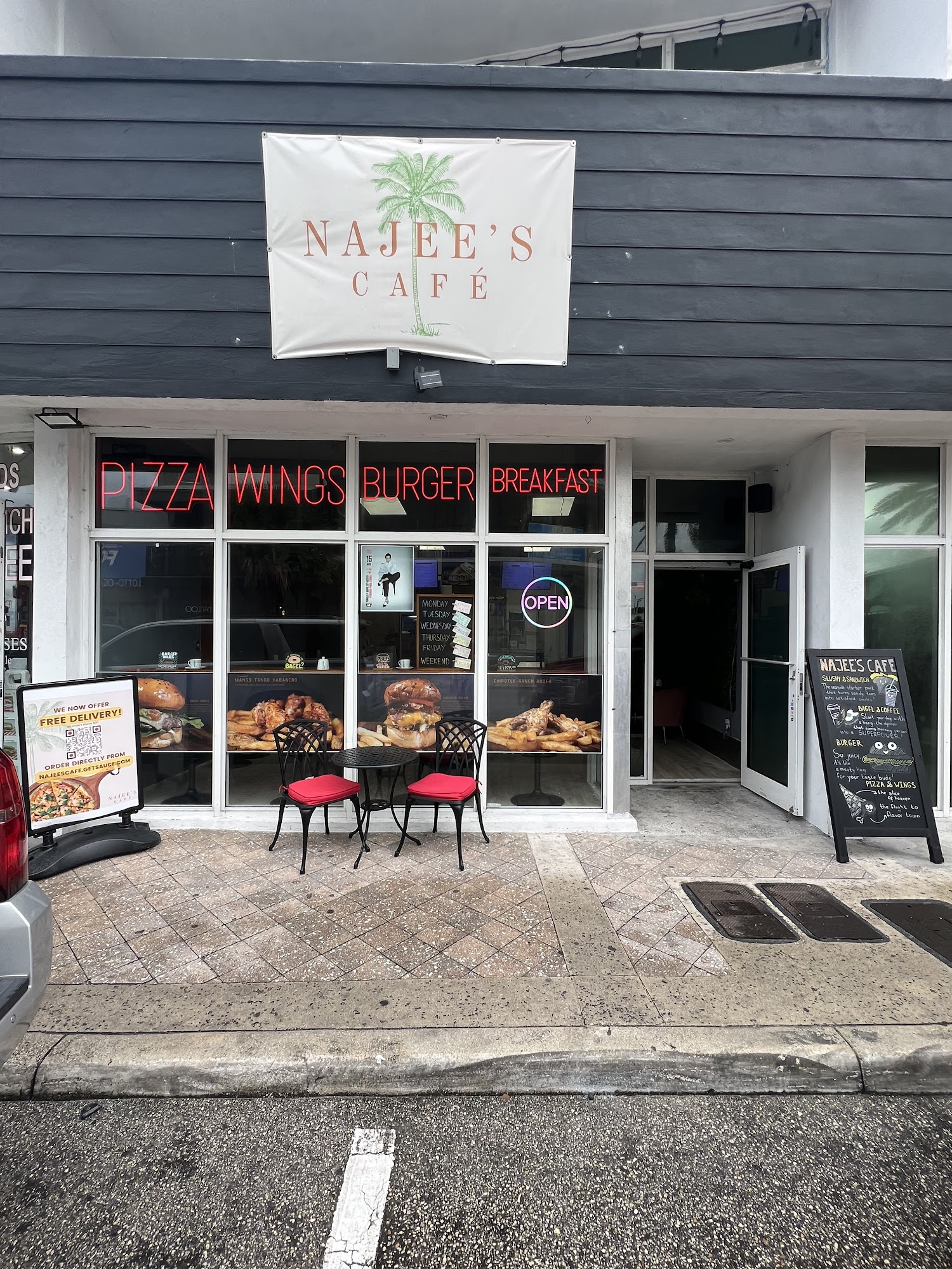 Najee's Cafe