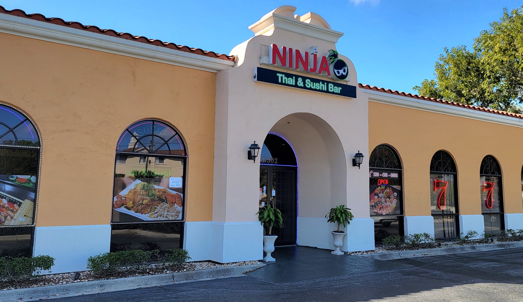 Ninja Thai & Sushi Bar