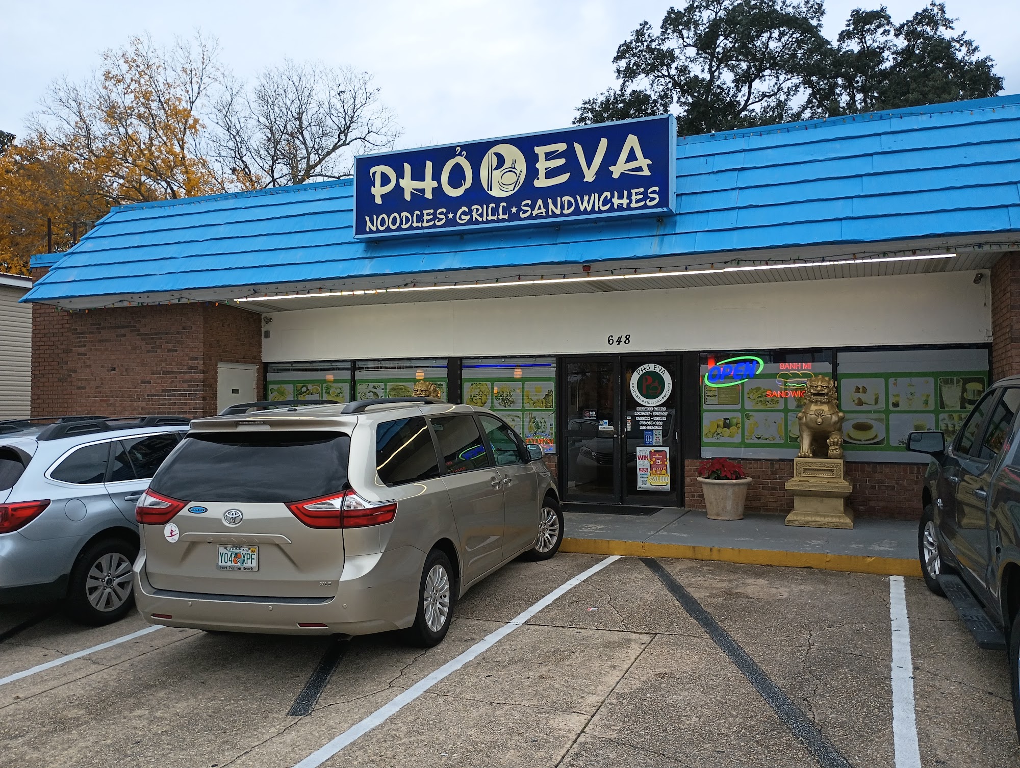 Pho Eva