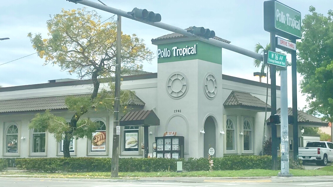 Pollo Tropical