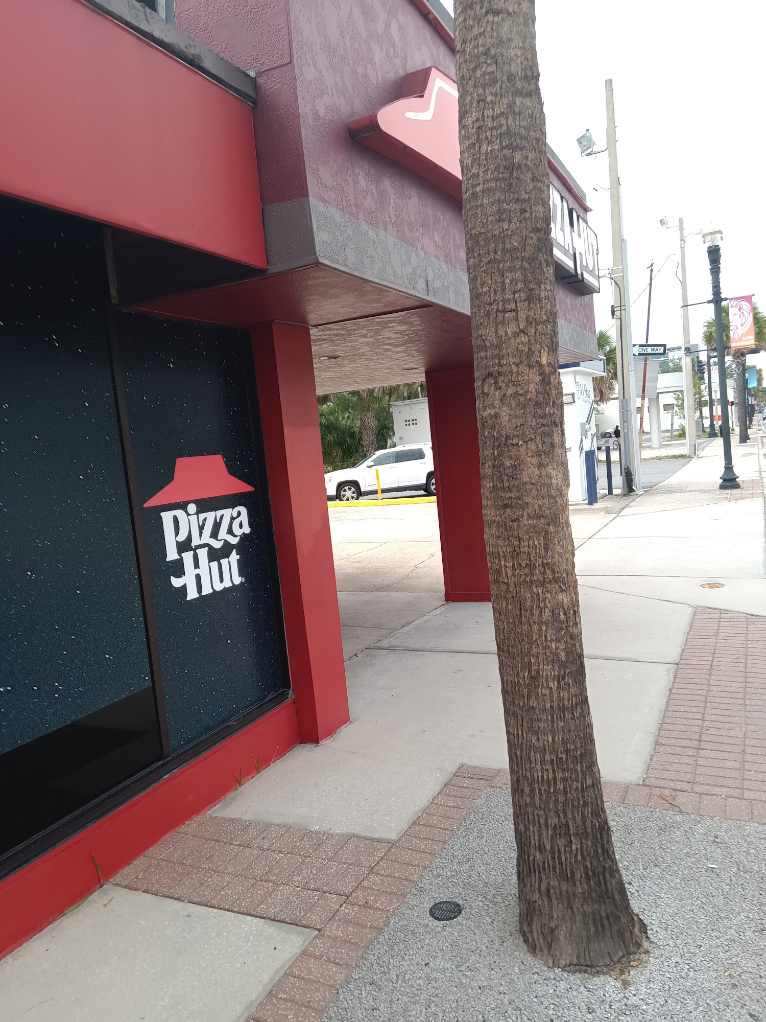 Pizza Hut