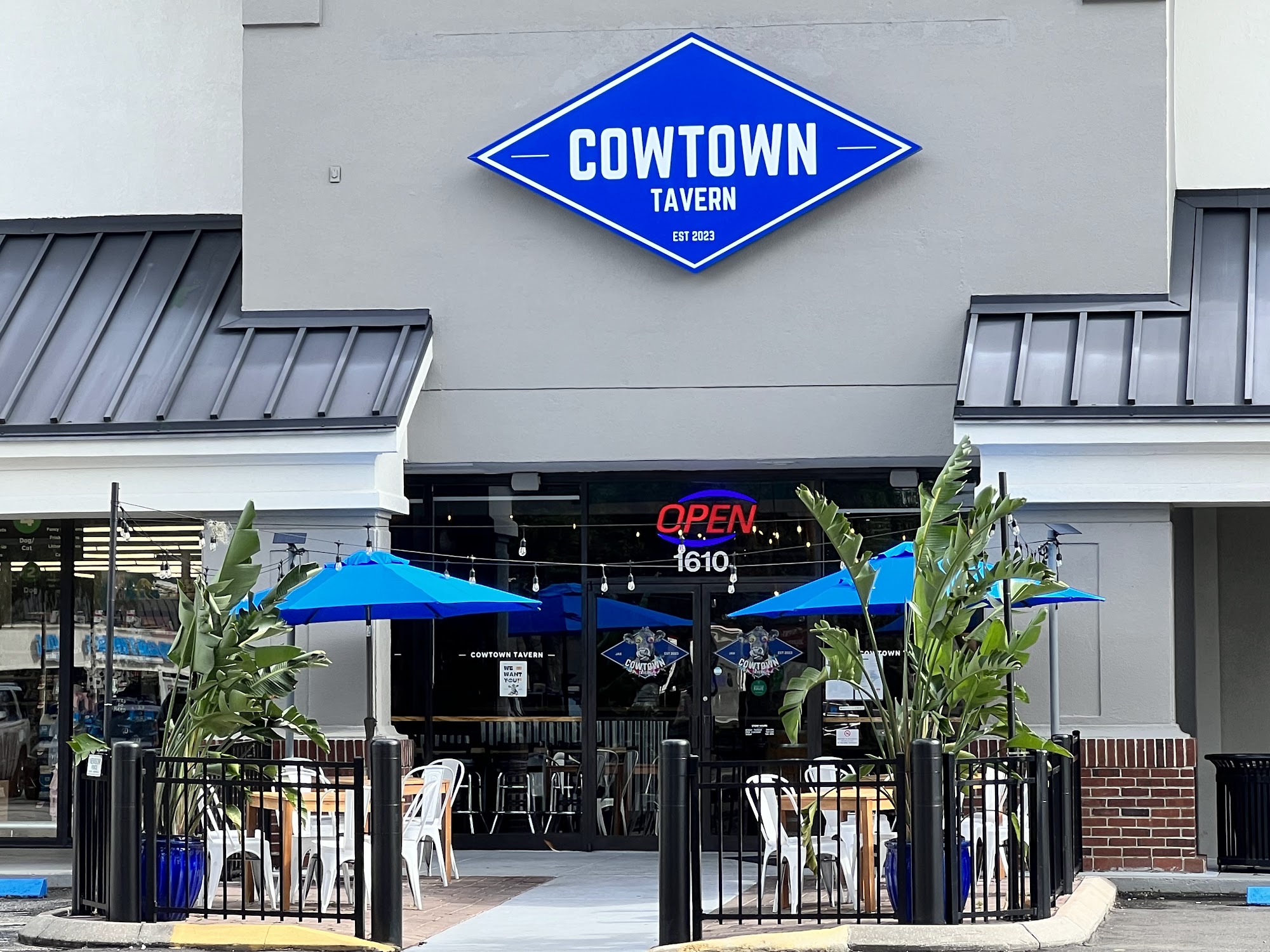 Cowtown Tavern