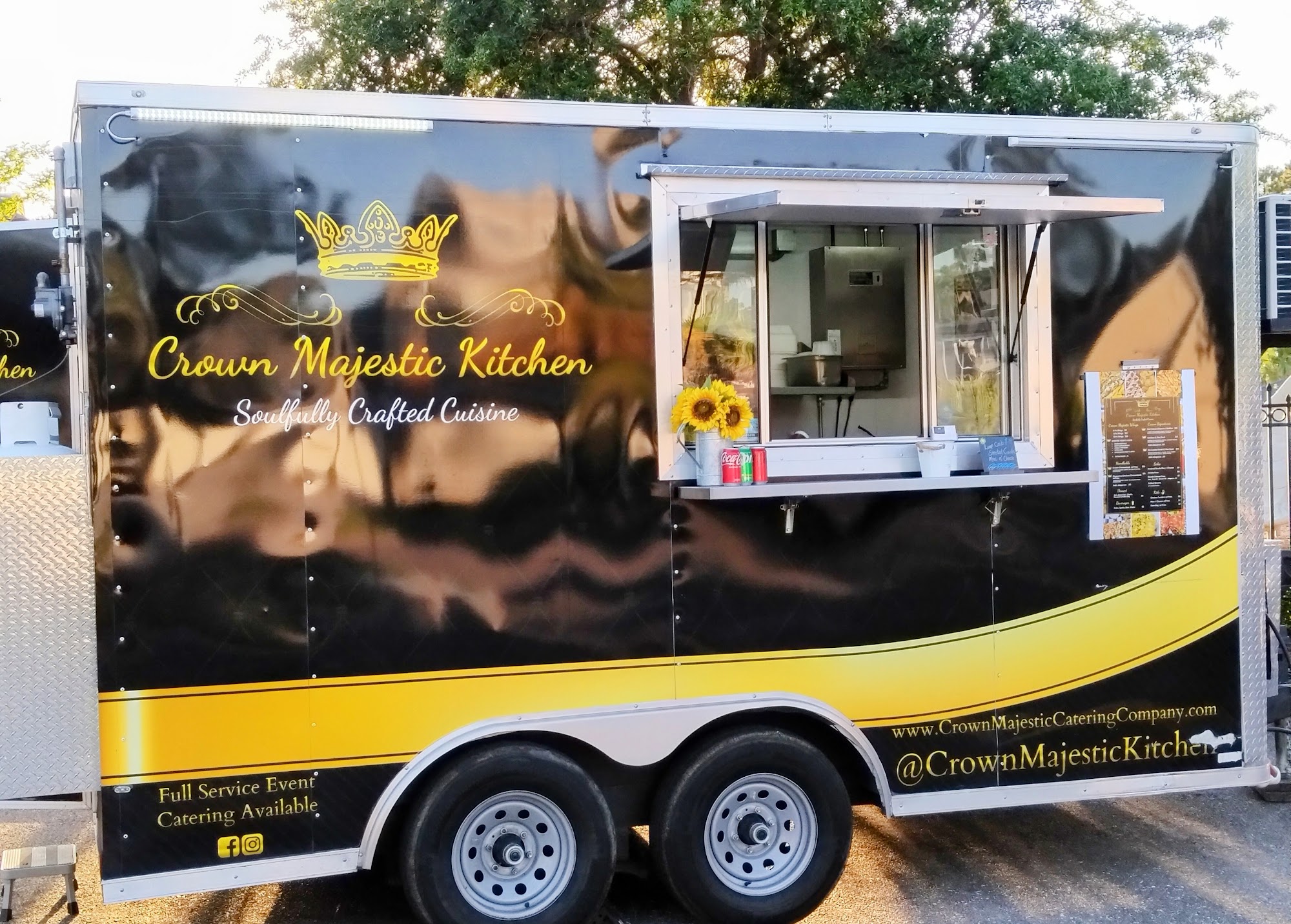 Crown Majestic Kitchen Food Truck