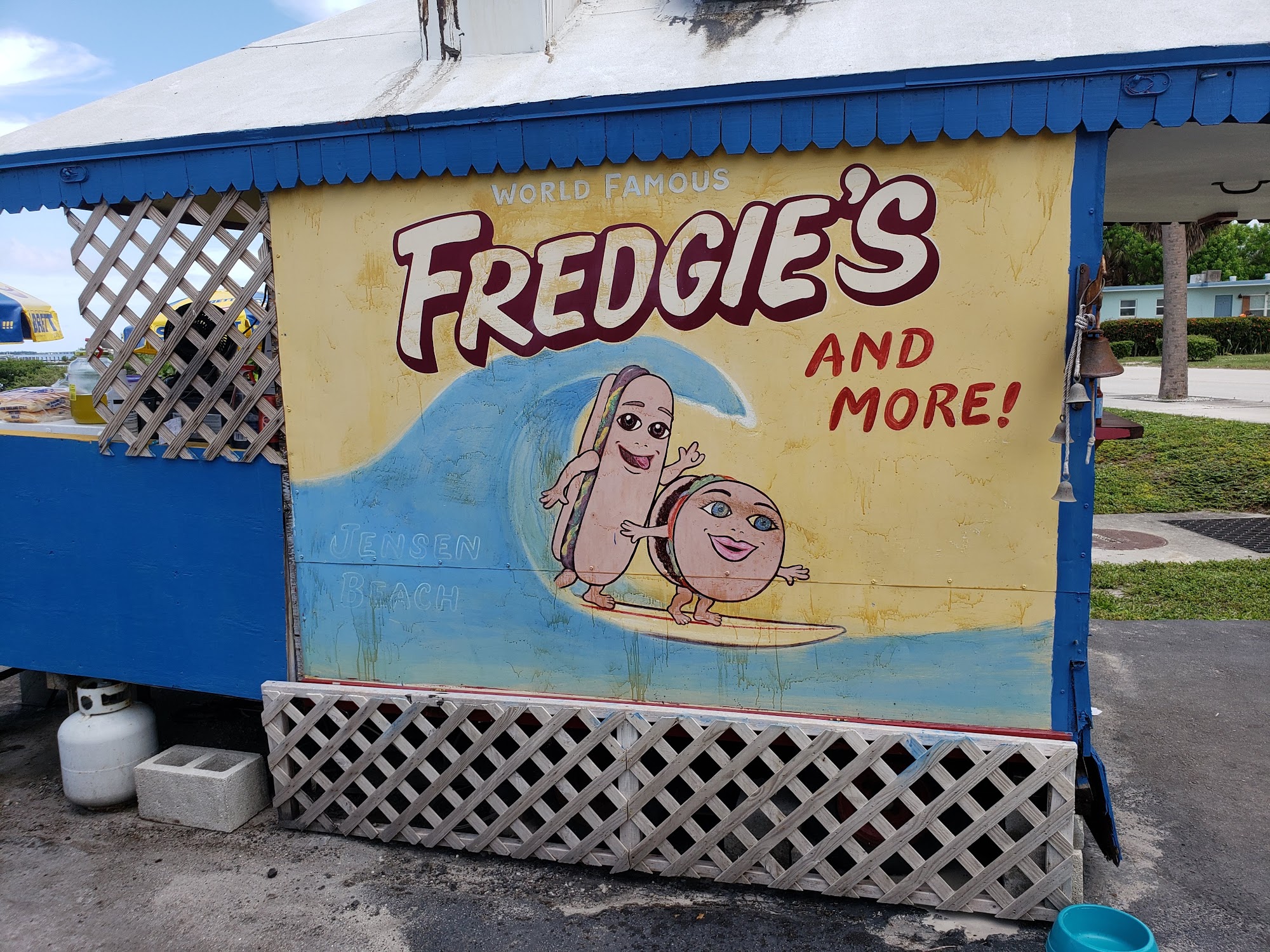 Fredgie's World Famous Hot Dogs