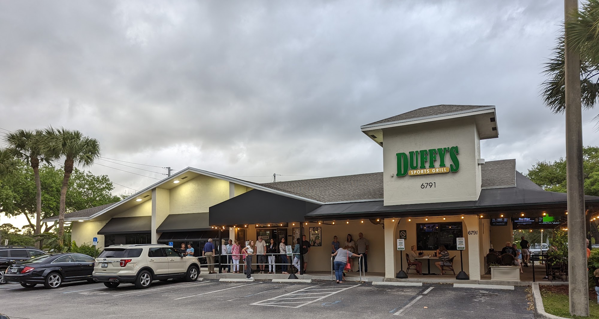 Duffy's Sports Grill