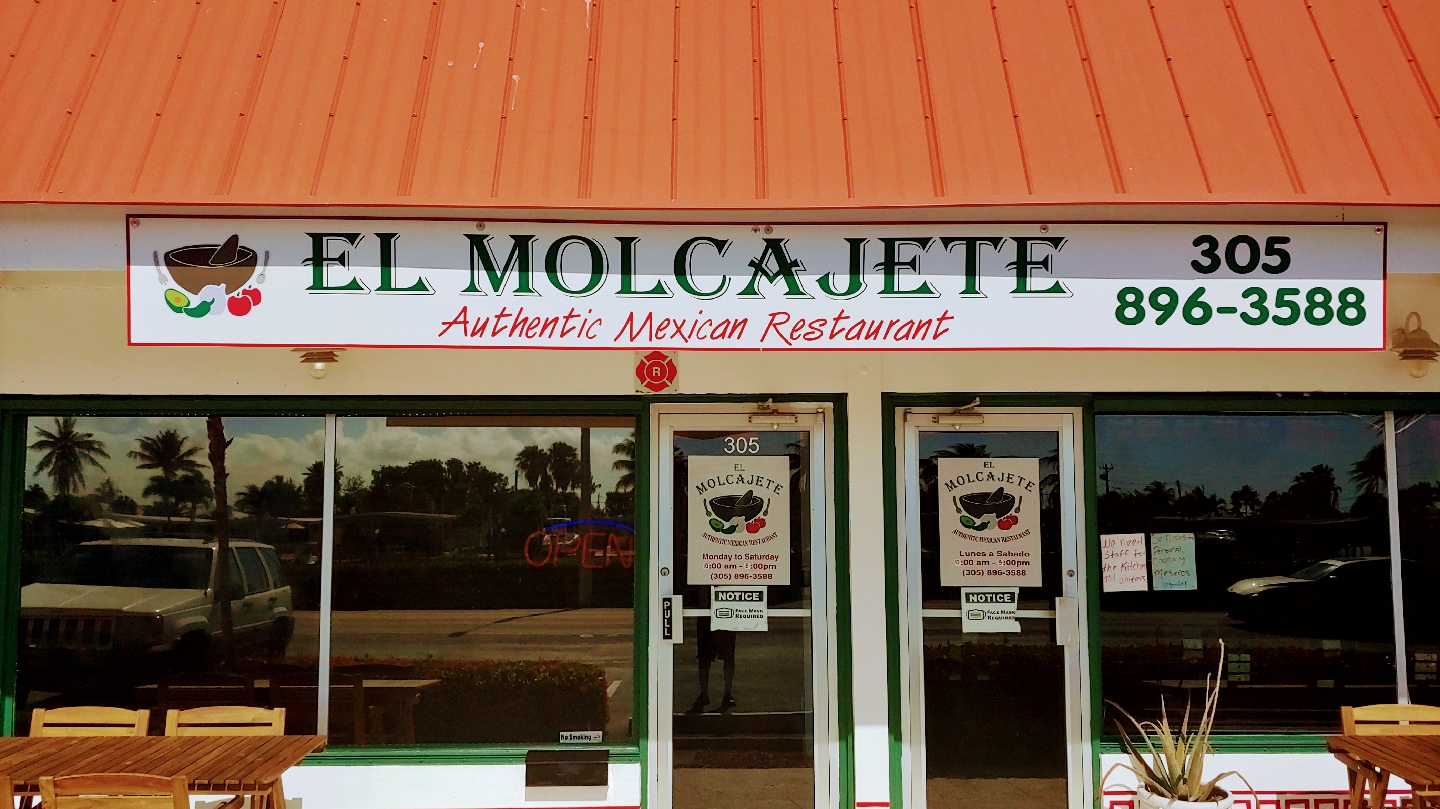 El Molcajete Mexican Restaurant