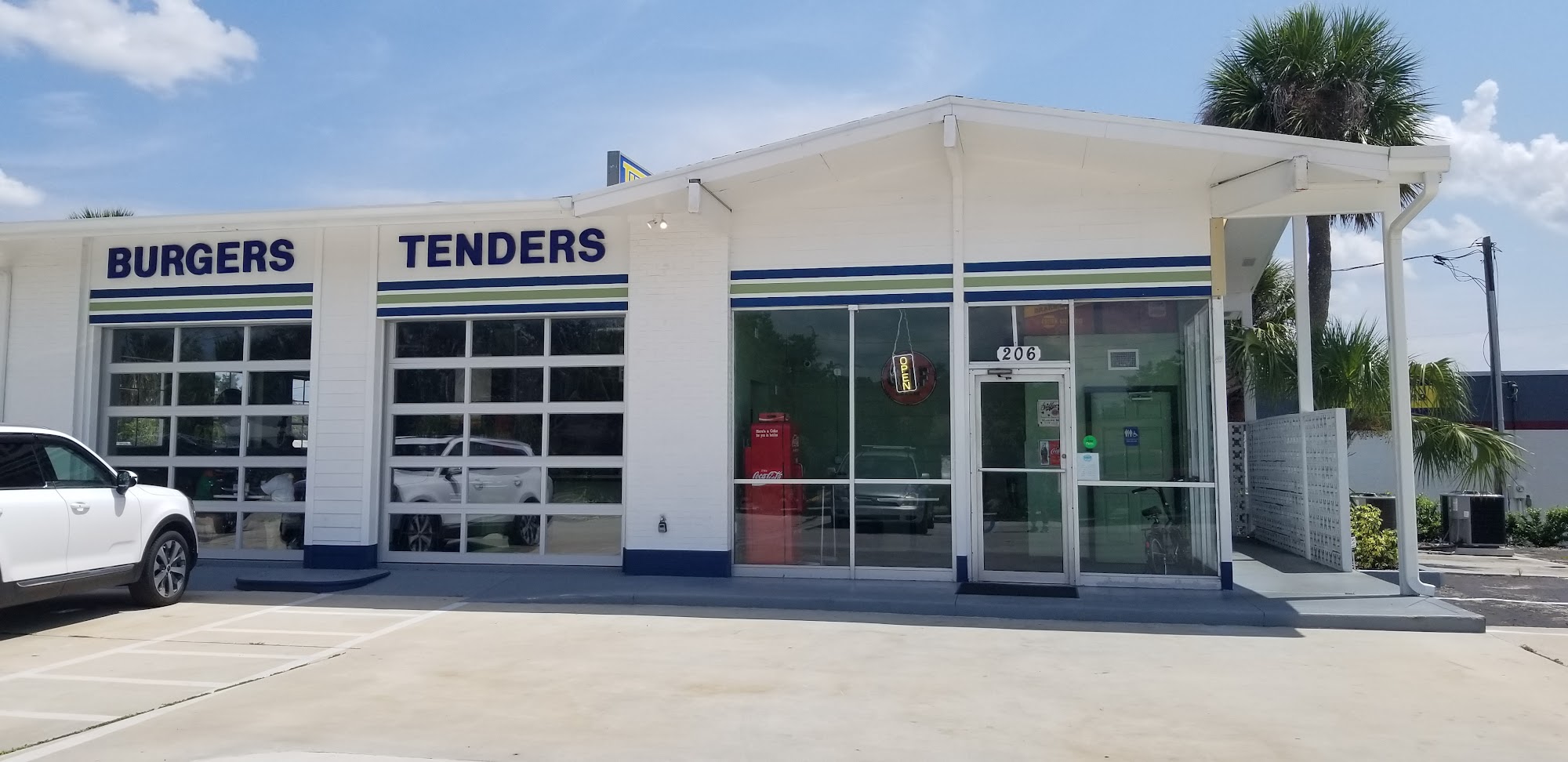 Brake Burger Garage, Lake Wales Menu, Reviews (124), Photos (35) Restaurantji