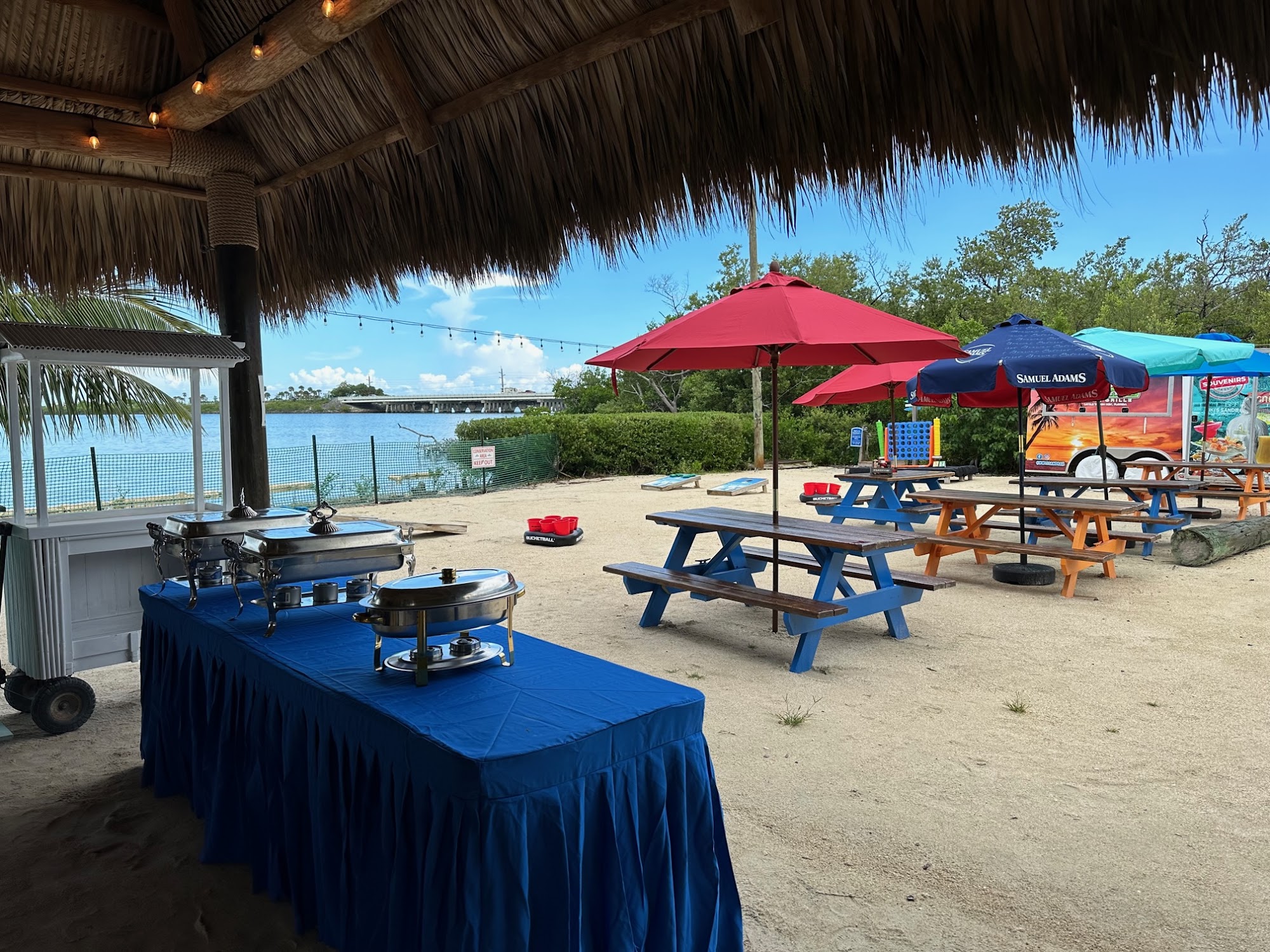 Kiki's Sandbar & Grille