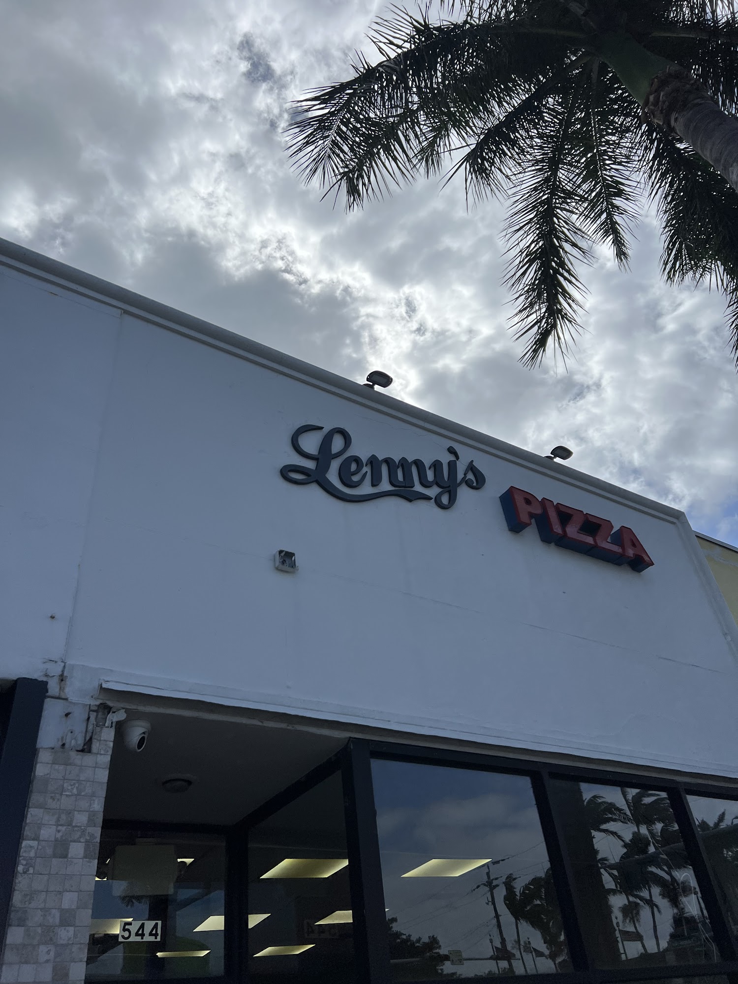 Lenny's Pizza - Miami Beach