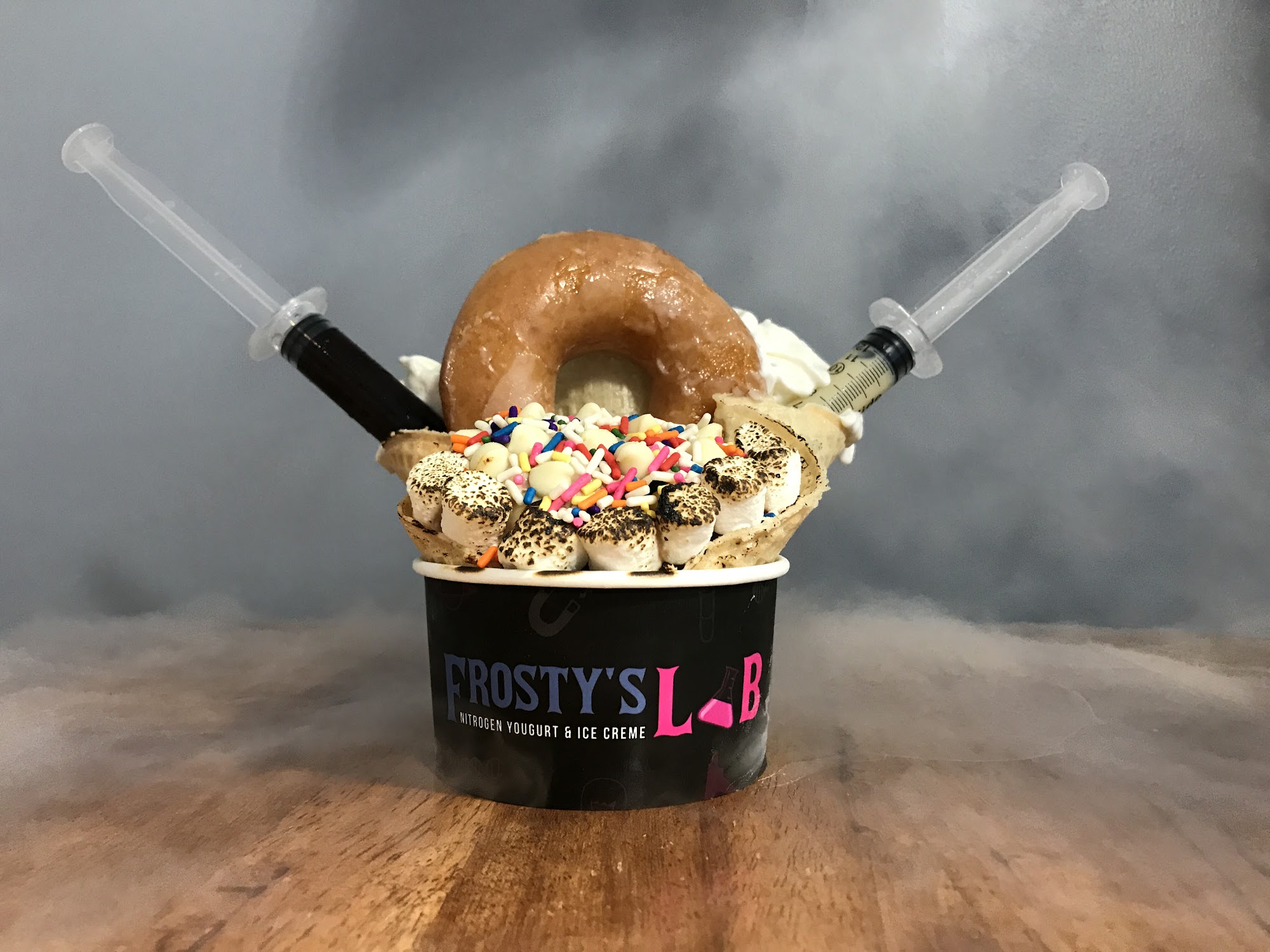 Frosty's Lab Nitrogen Yogurt & Ice Cream