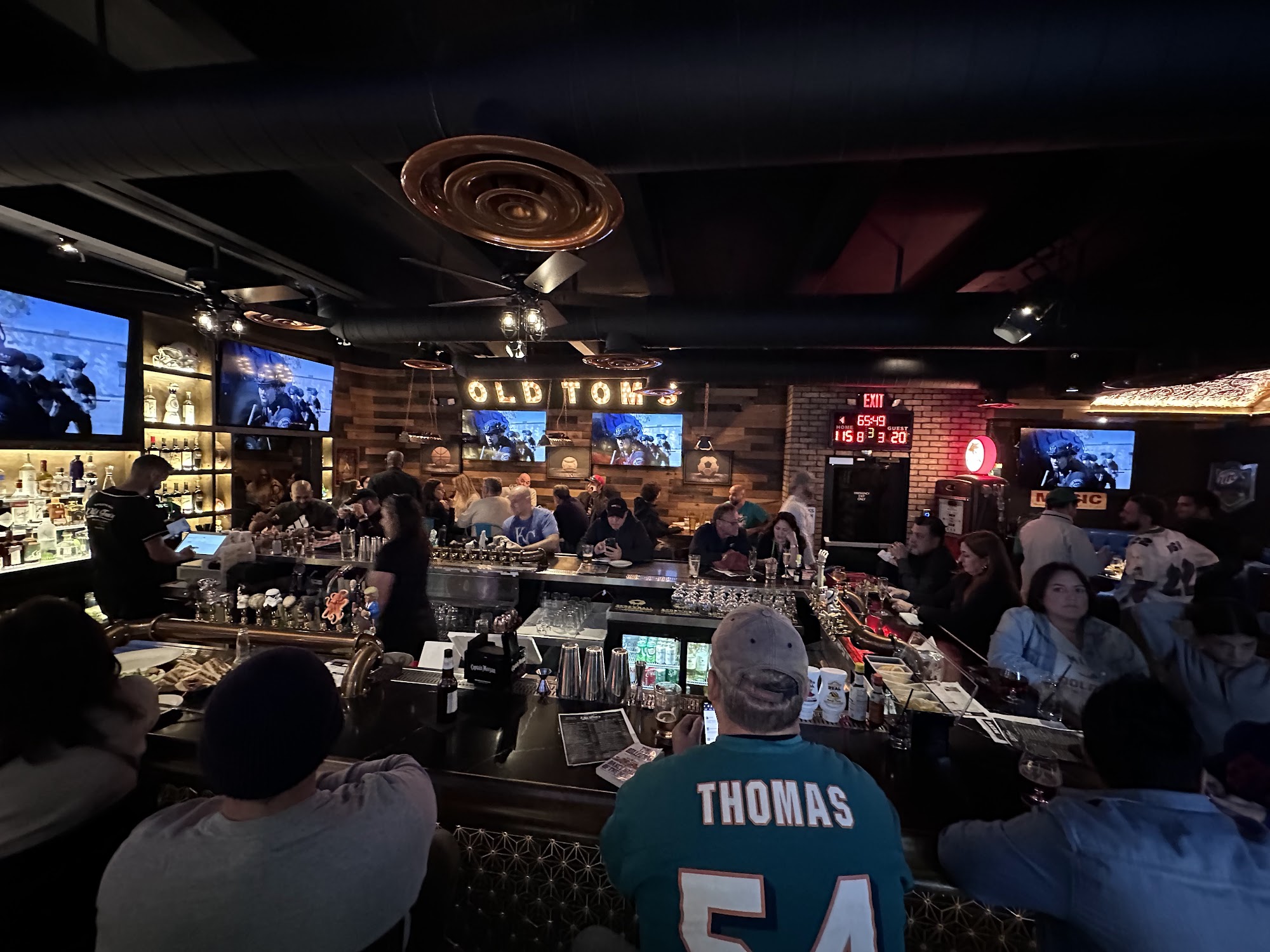 Old Tom's Sports Bar Kendall