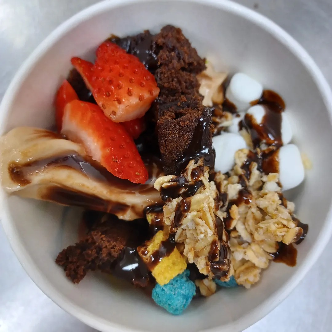 The Skinny Dip Frozen Yogurt Bar Ocoee