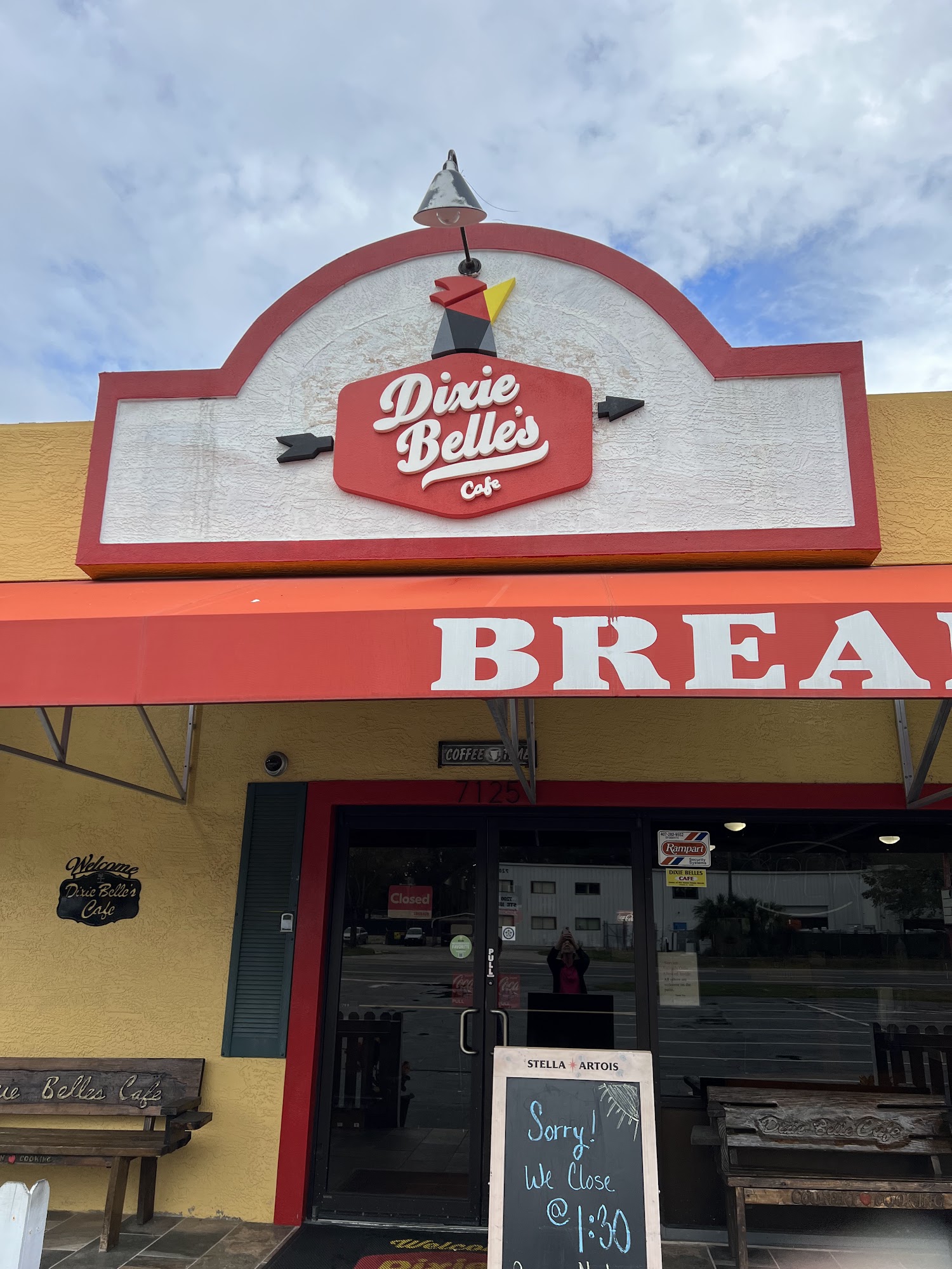 Dixie Belle's Cafe