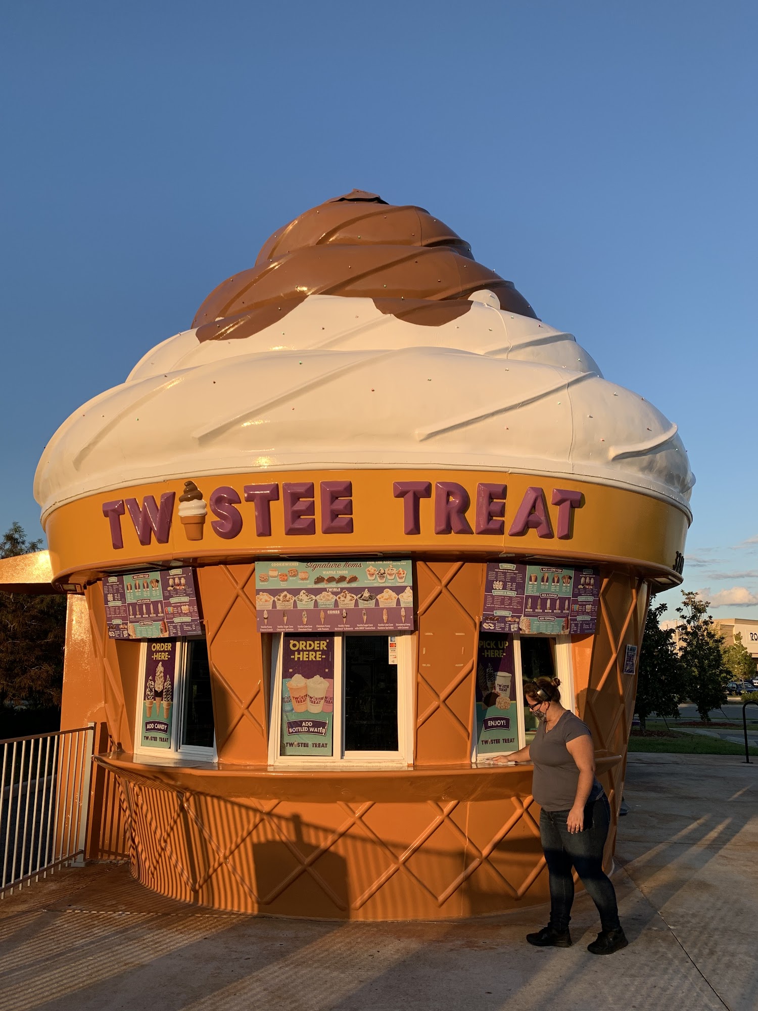 Twistee Treat Of Lake Buena Vista