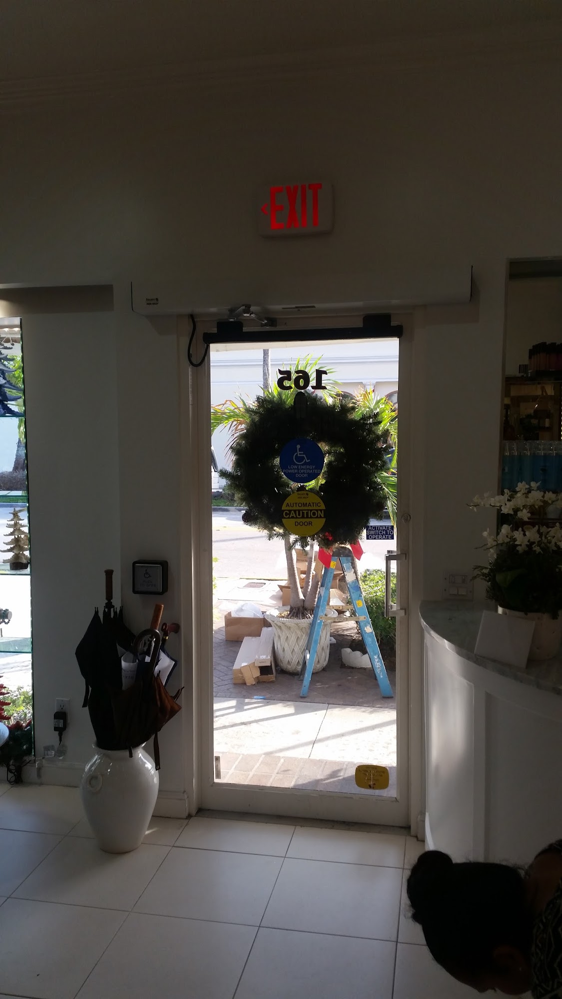 Salon Margrit 165 Brazilian Ave, Palm Beach Florida 33480