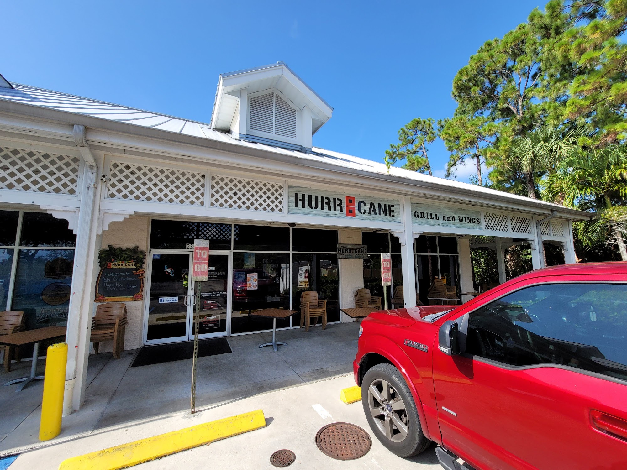 Hurricane Grill & Wings-Palm City