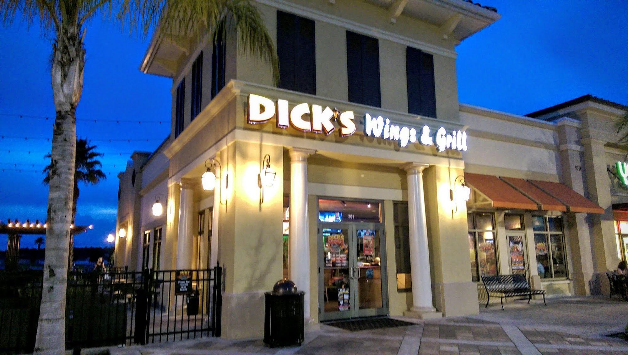 Dick's Wings and Grill Nocatee