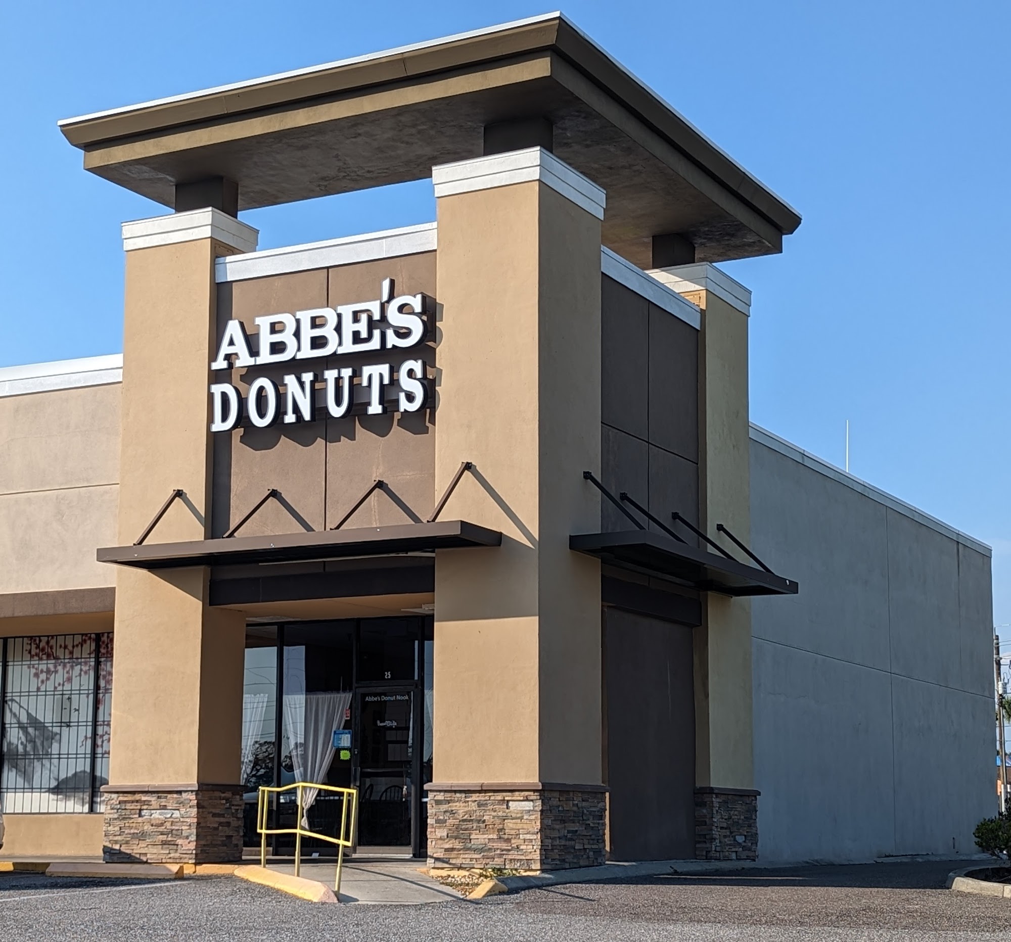 Abbe's Donut Nook