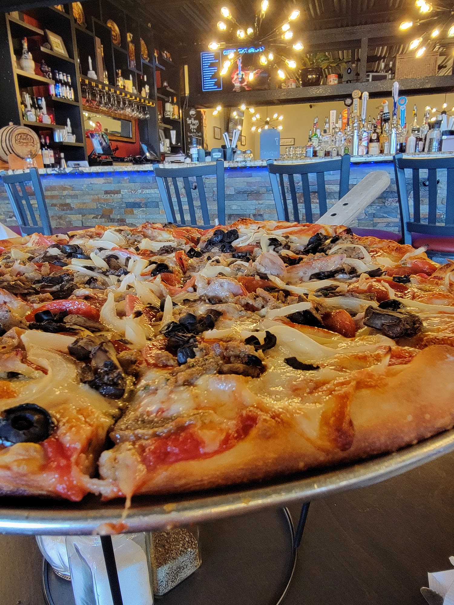 Gina's Pizza Bar