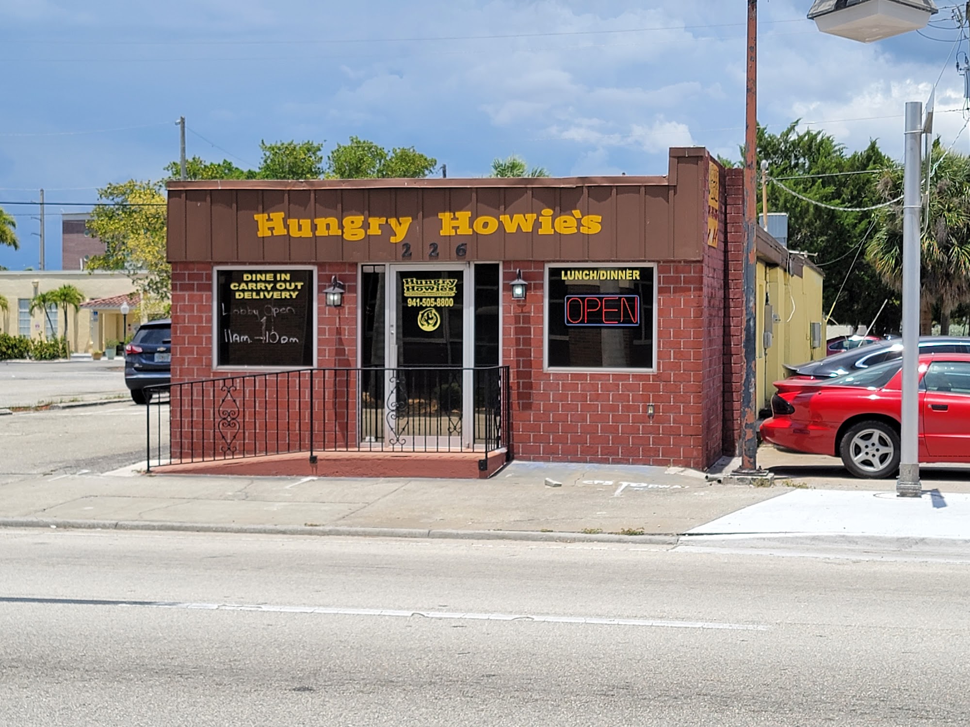 Hungry Howie's