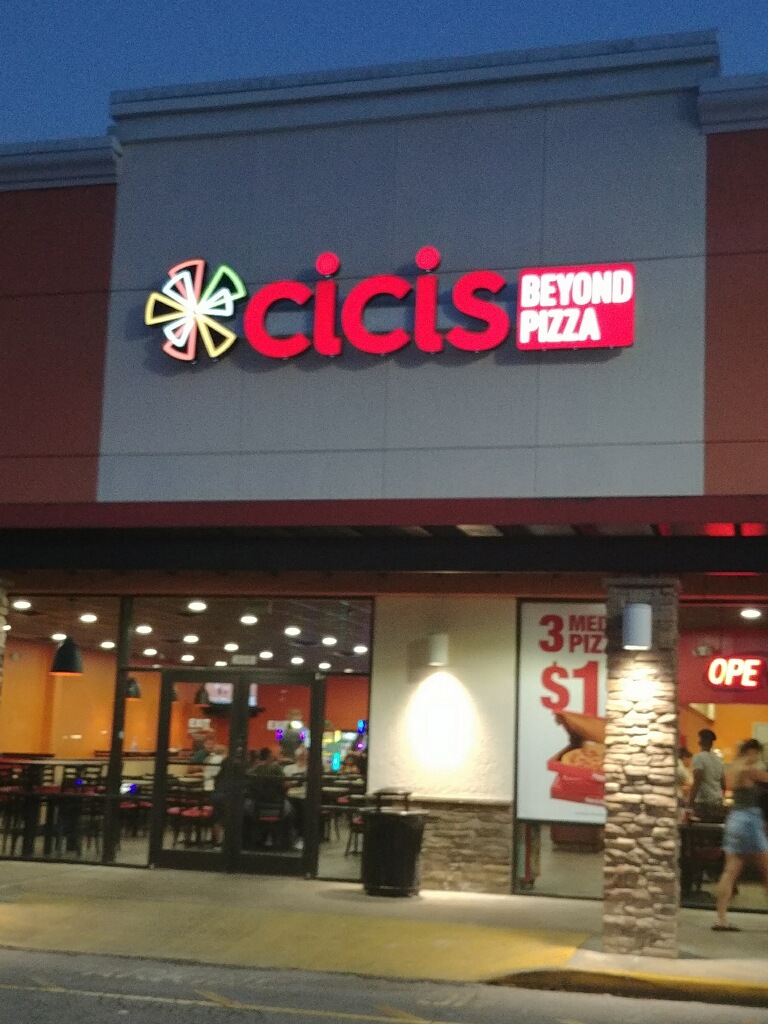 Cicis Pizza