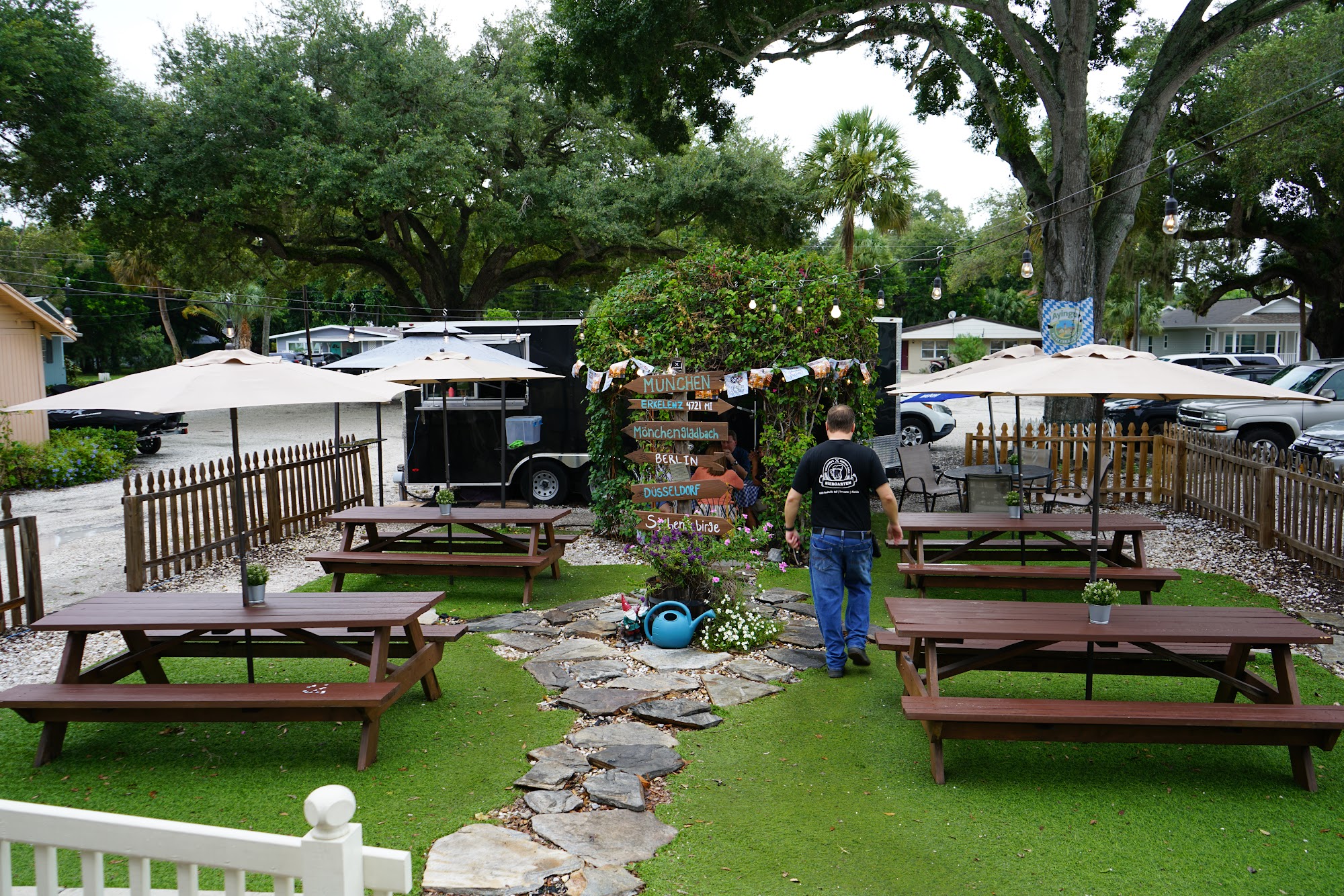 Siegfried's Restaurant and German Biergarten