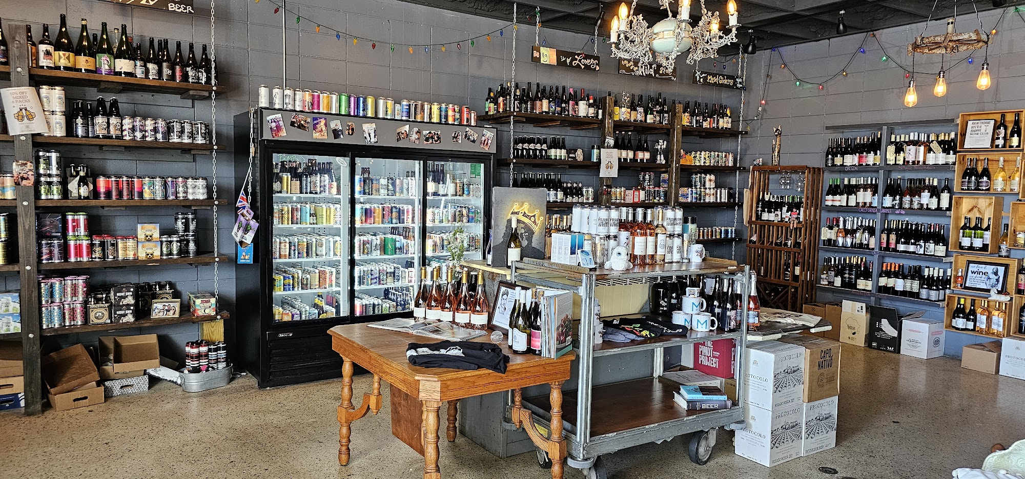 Hawthorne Bottle Shoppe