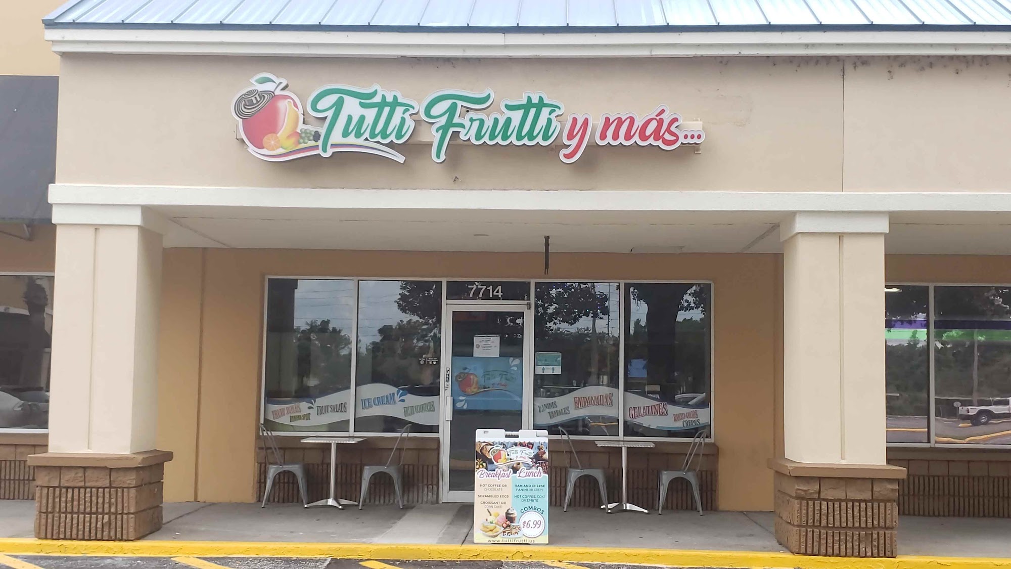 Tutti Frutti y Mas