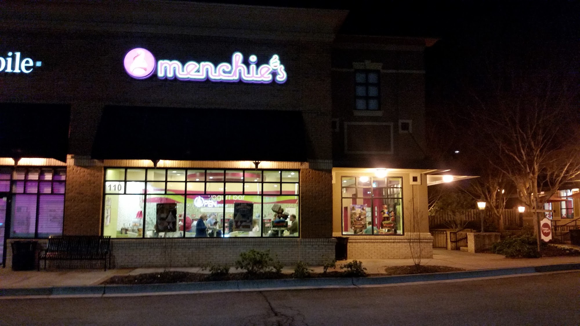 Menchie's Frozen Yogurt