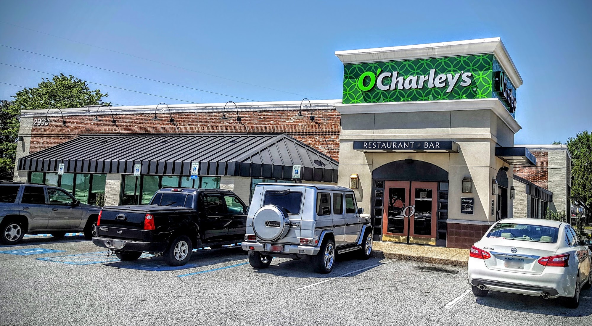 O'Charley's Restaurant & Bar