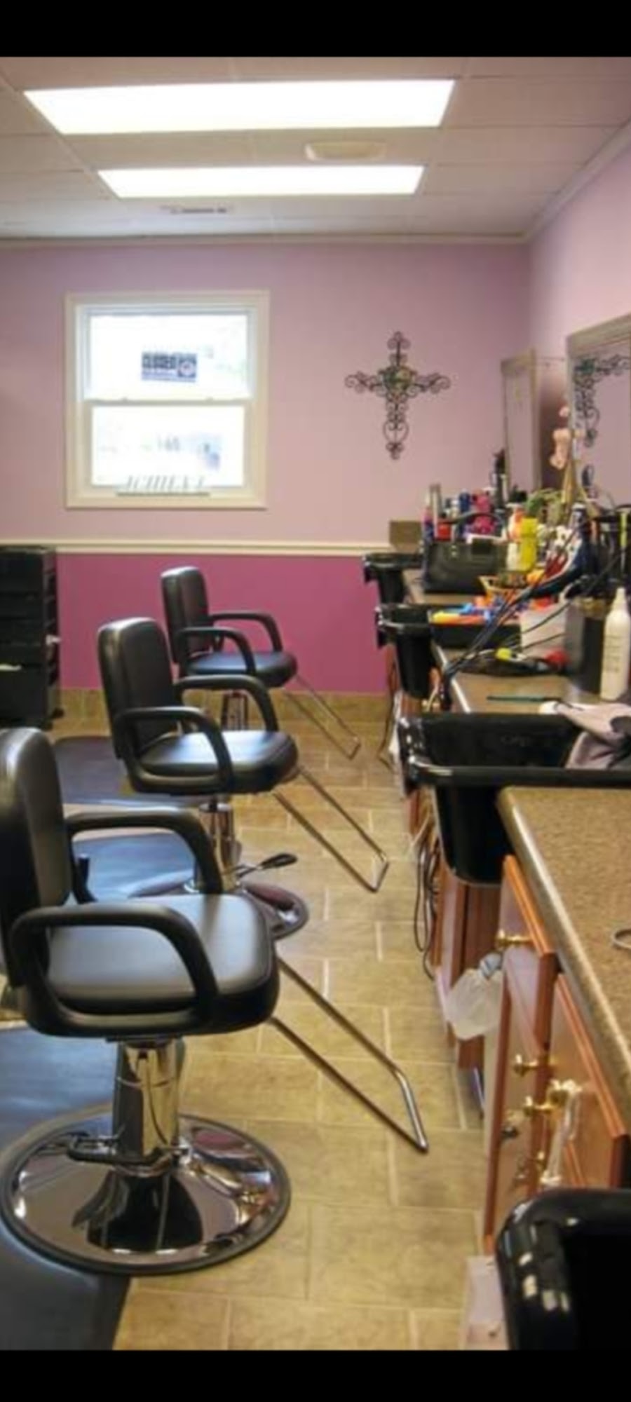 Pranee's Hair & Nail Salon 401 N Houston Lake Blvd, Centerville Georgia 31028