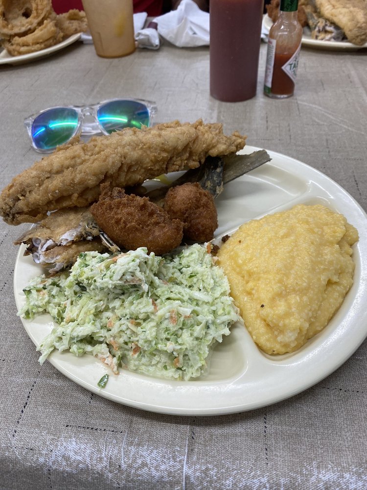Tri-County Seafood Lakeshore Grill