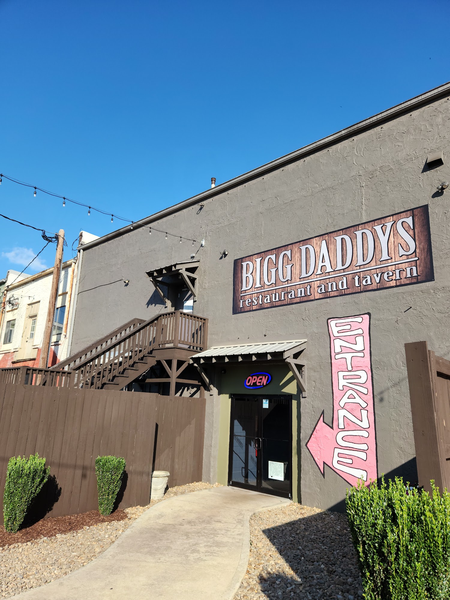 Bigg Daddys Restaurant and Tavern