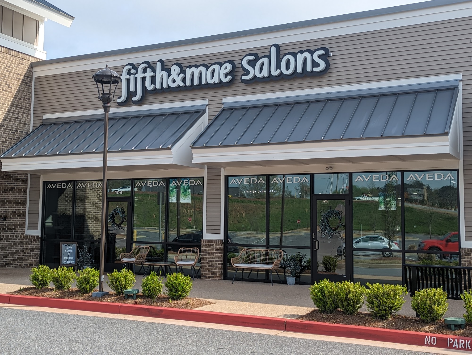 Fifth and Mae Salon