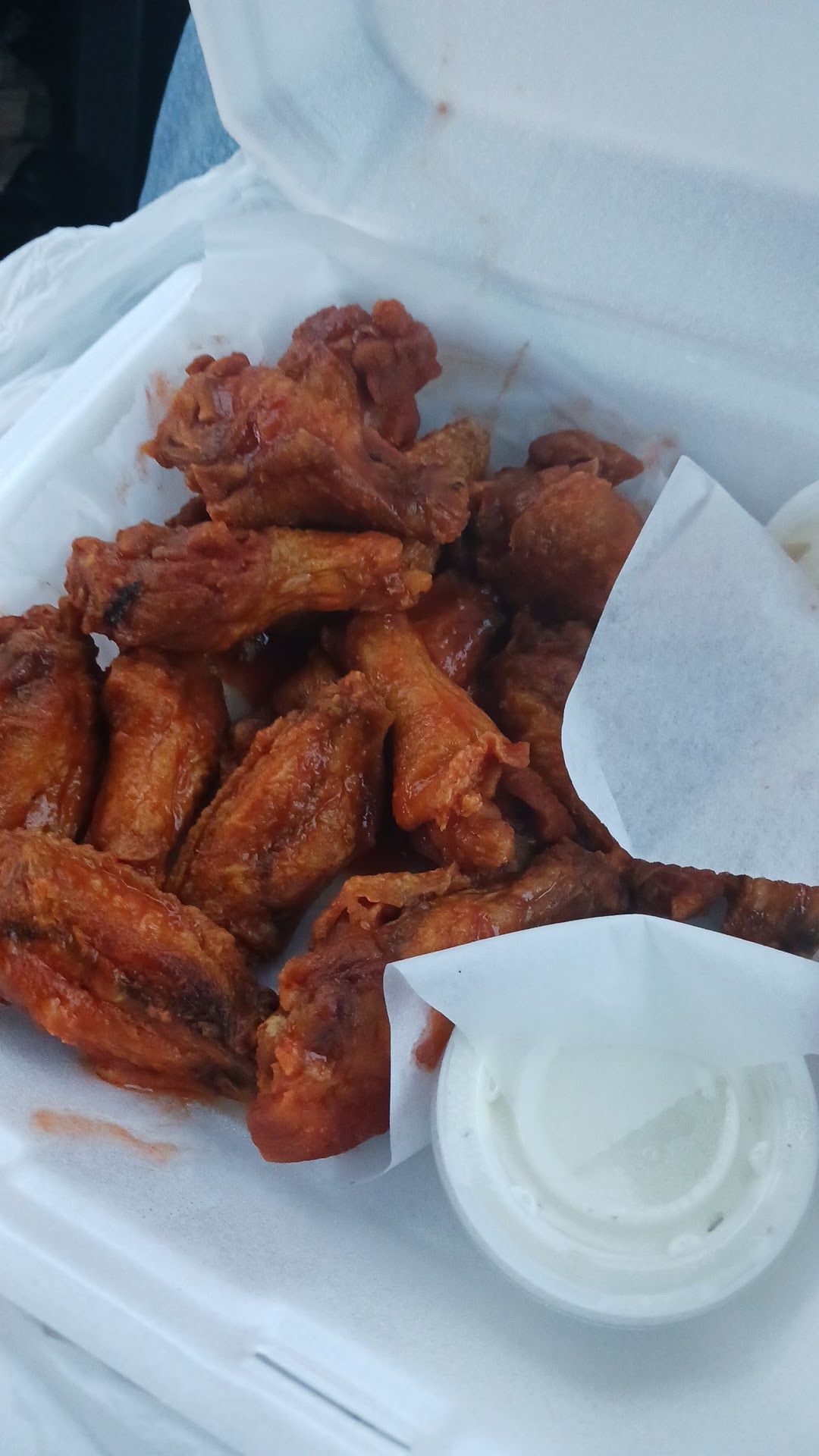 Halftime Wing Hut
