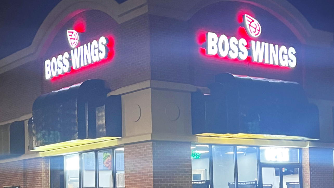 Boss Wings (حلال, ḥalāl)