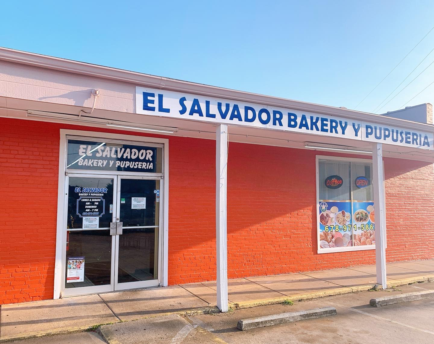 El Salvador Bakery and Pupuseria