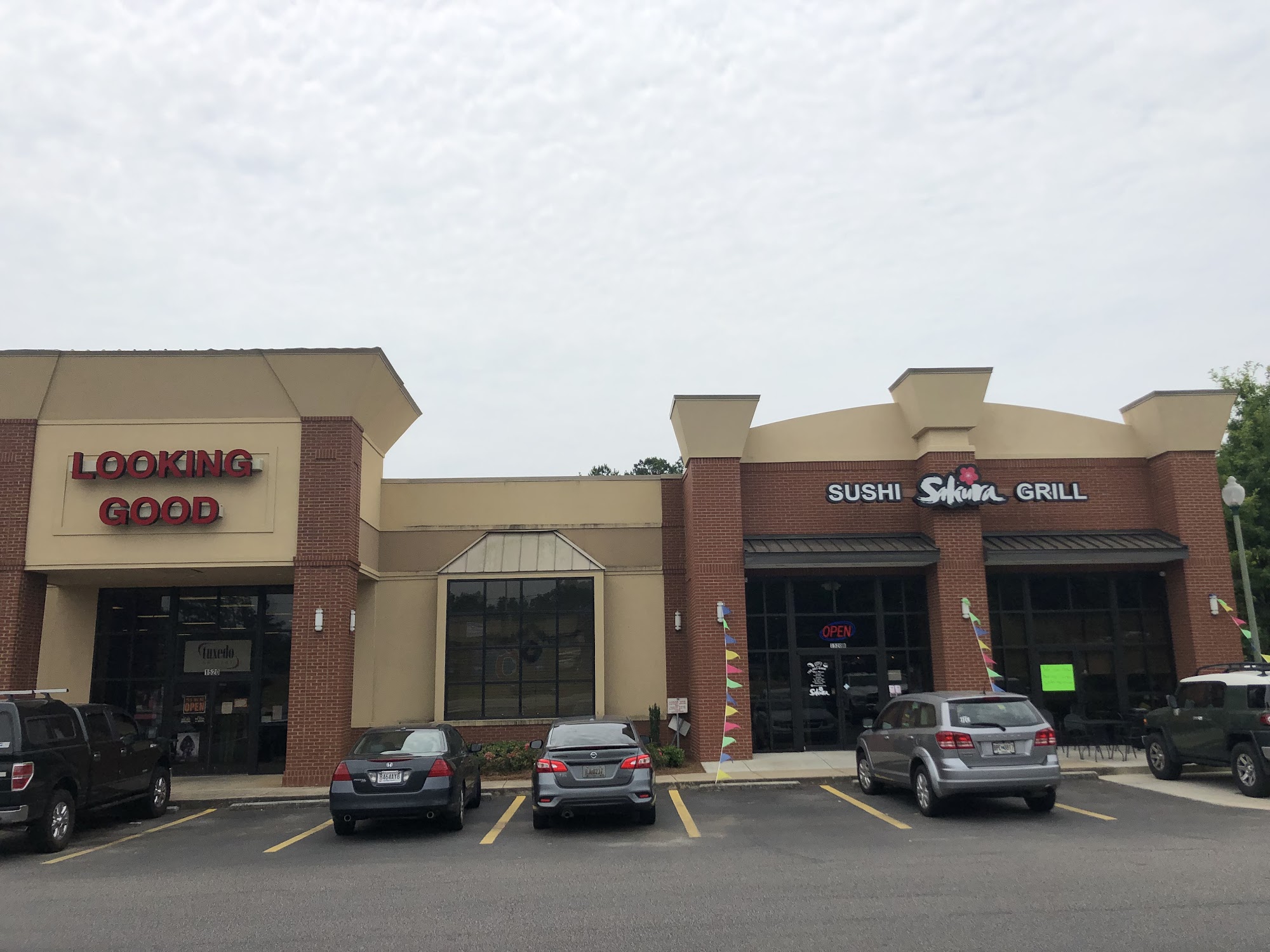 Sakura Sushi & Grill