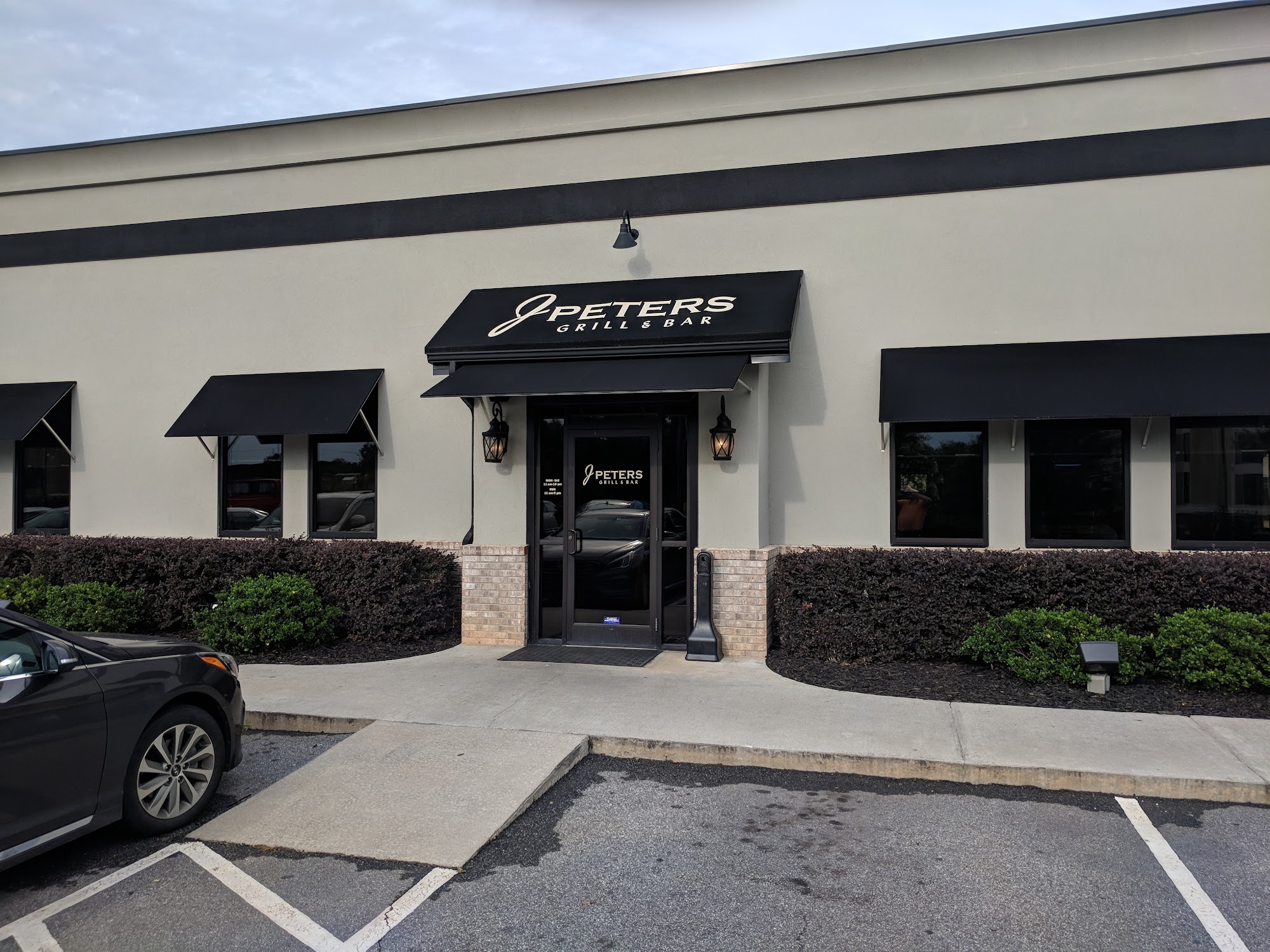 J Peters Grill & Bar - Lavonia