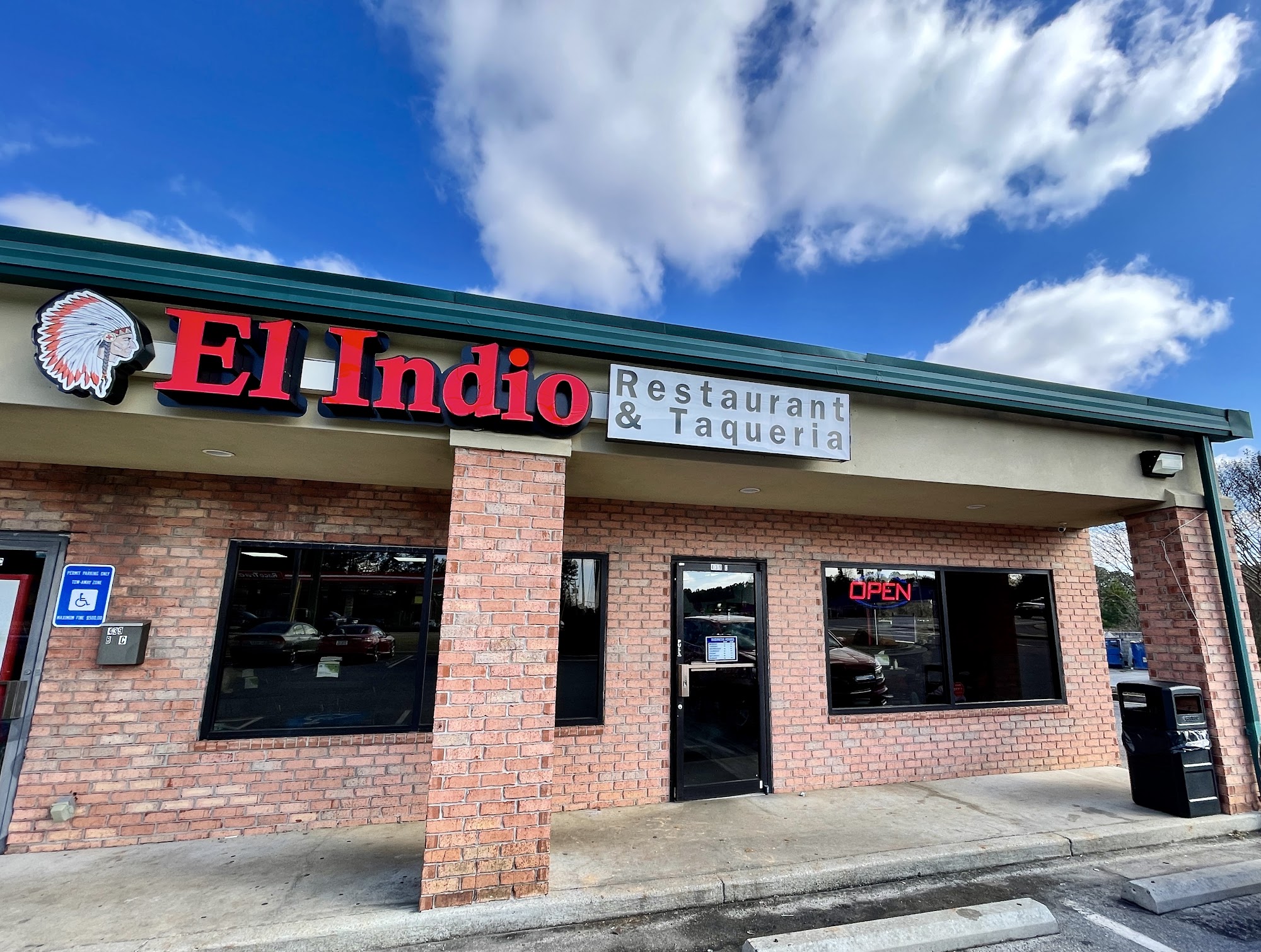 El Indio Restaurant & Taqueria