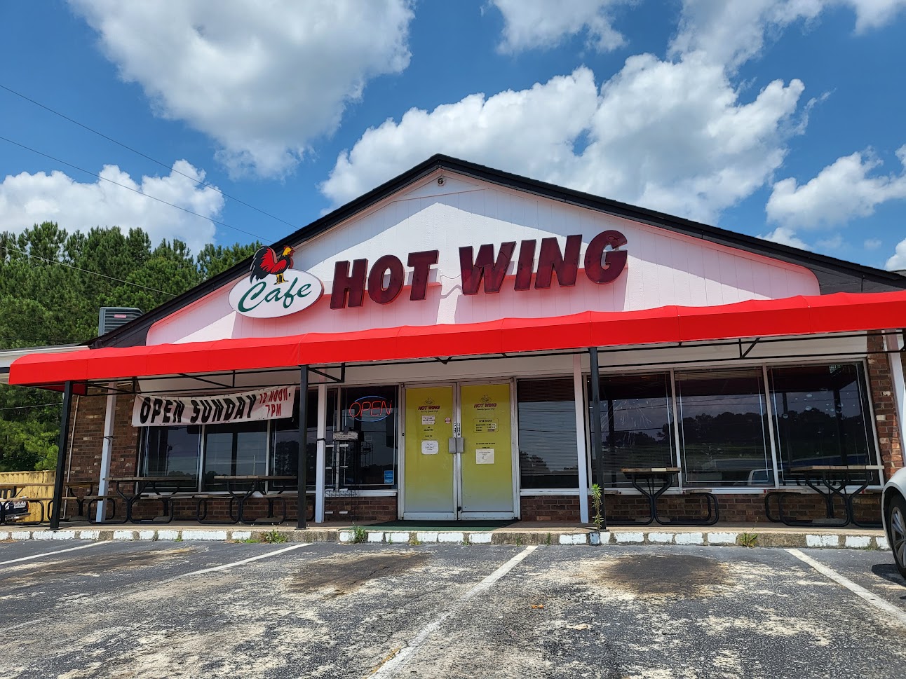 Cafe Hot Wing