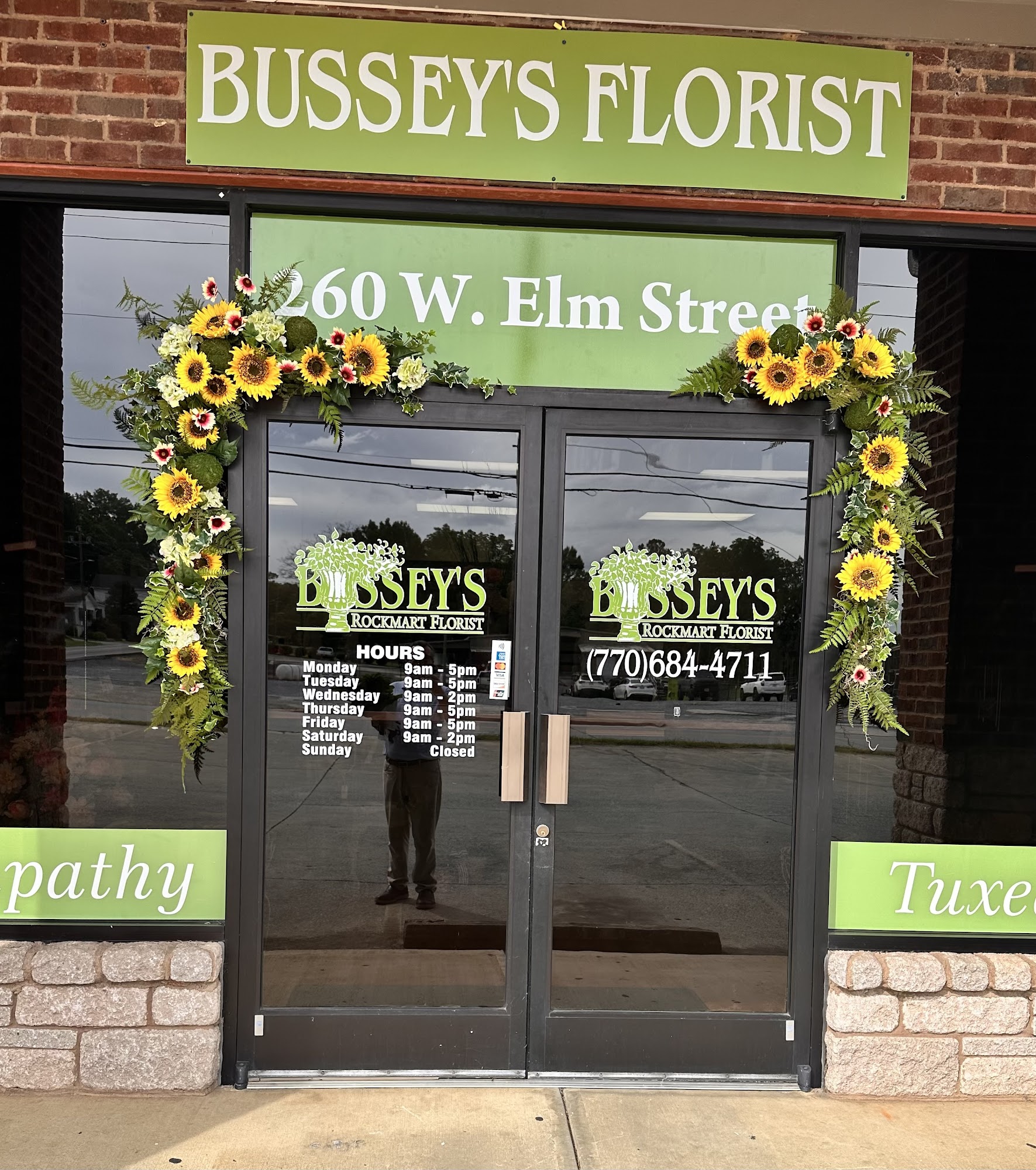 Bussey's Florist & Gifts 260 W Elm St, Rockmart Georgia 30153