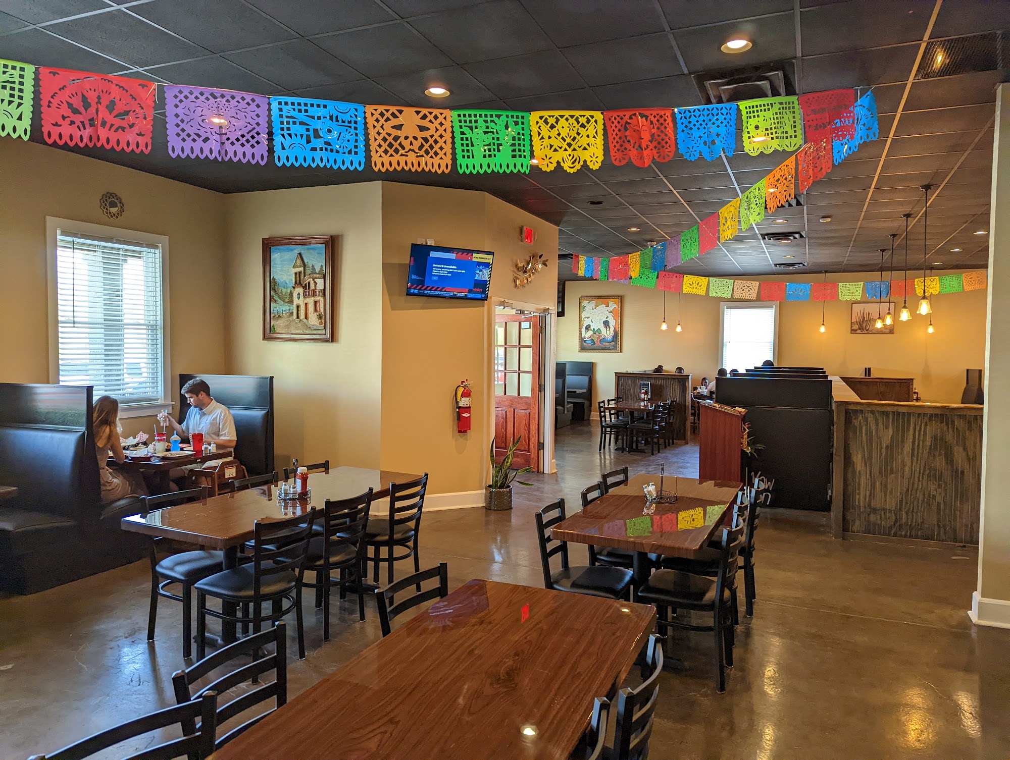 Monarca Wings & Mexican Restaurant