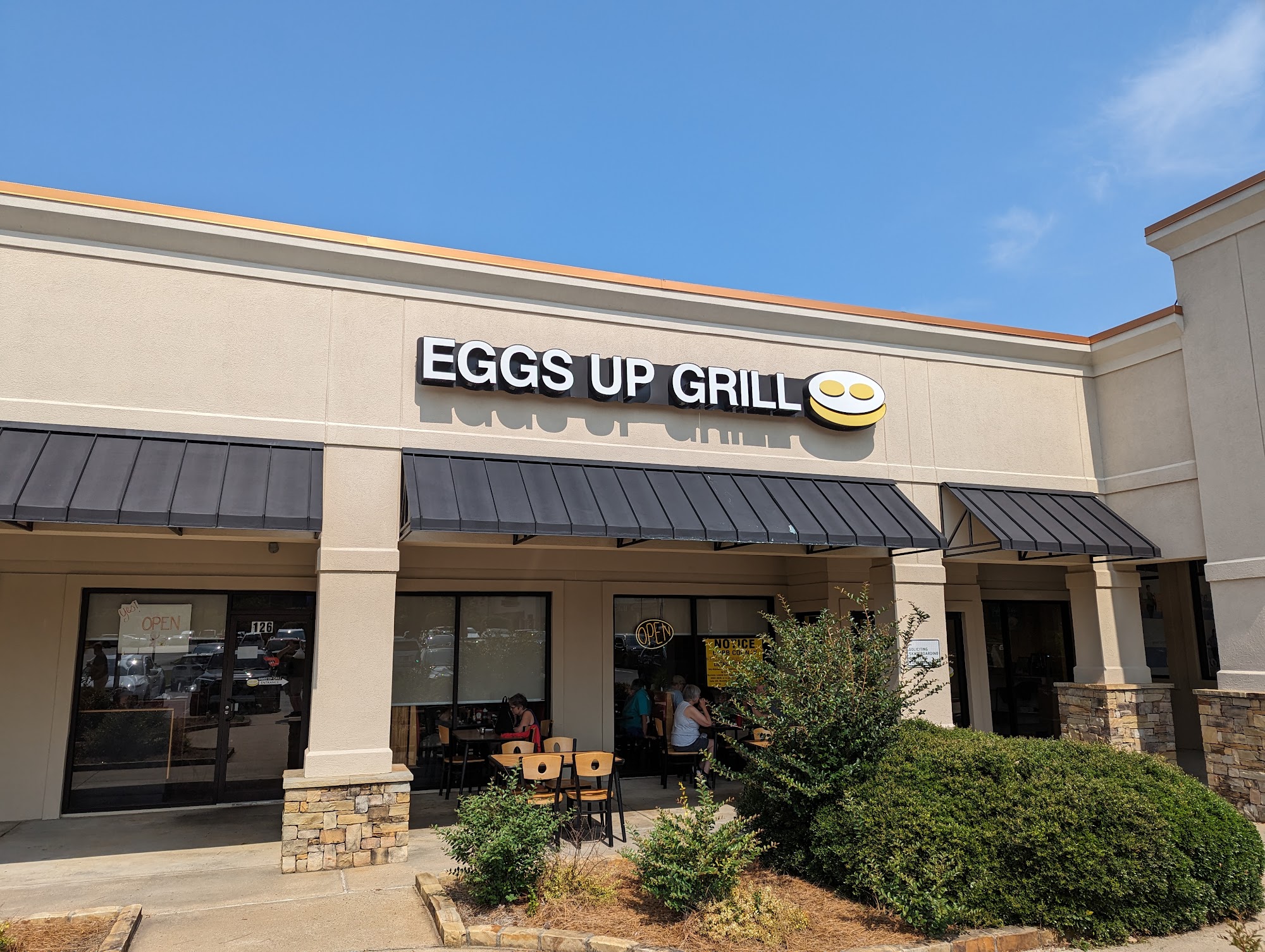 Eggs Up Grill