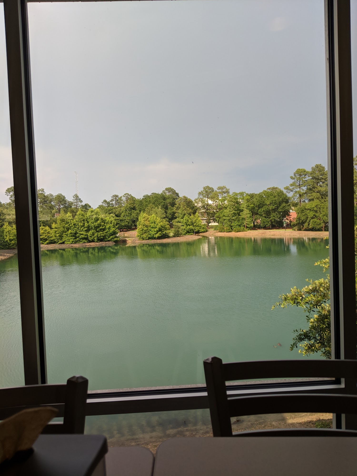 Lakeside Dining Commons