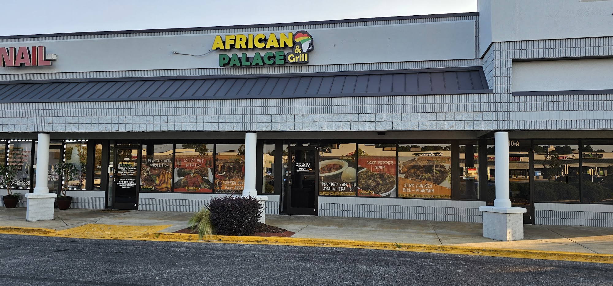 African Palace Bar And Grill